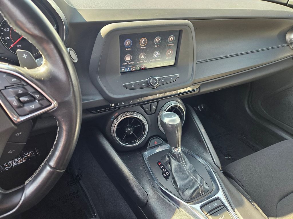 2023 Chevrolet Camaro 1LT photo 19
