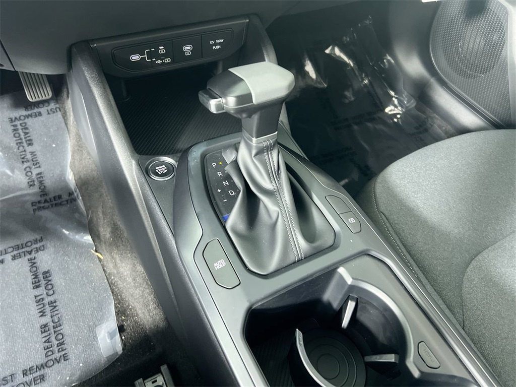 2025 Kia K4 LXS photo 21