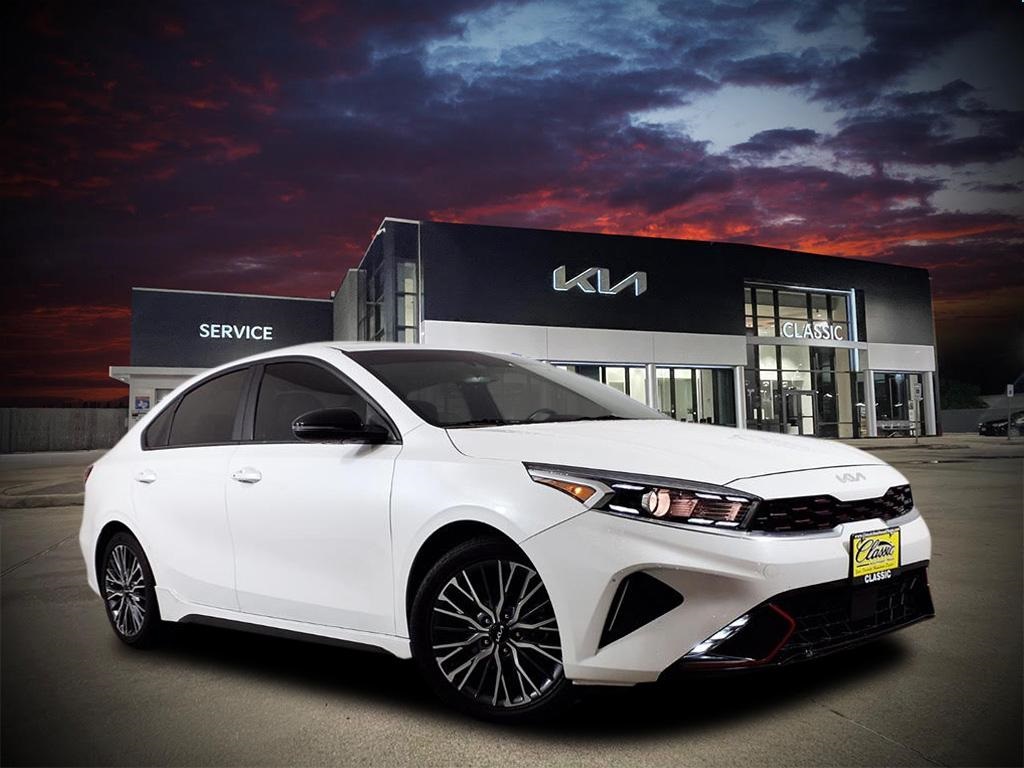 2022 Kia FORTE GT-Line