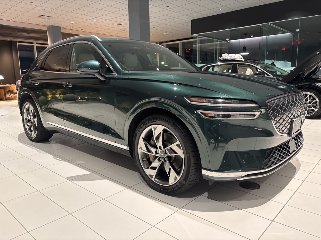 2024 GENESIS GV70 Advanced