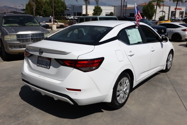 2021 Nissan Sentra S photo 2