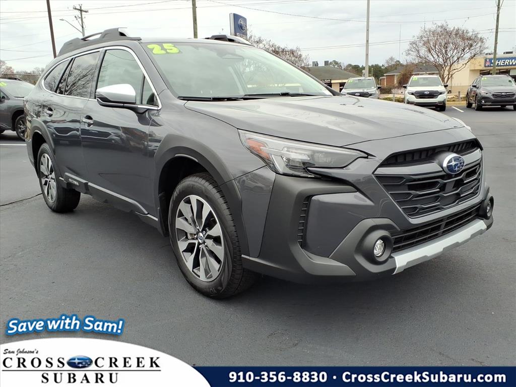 2025 Subaru Outback Touring's photo
