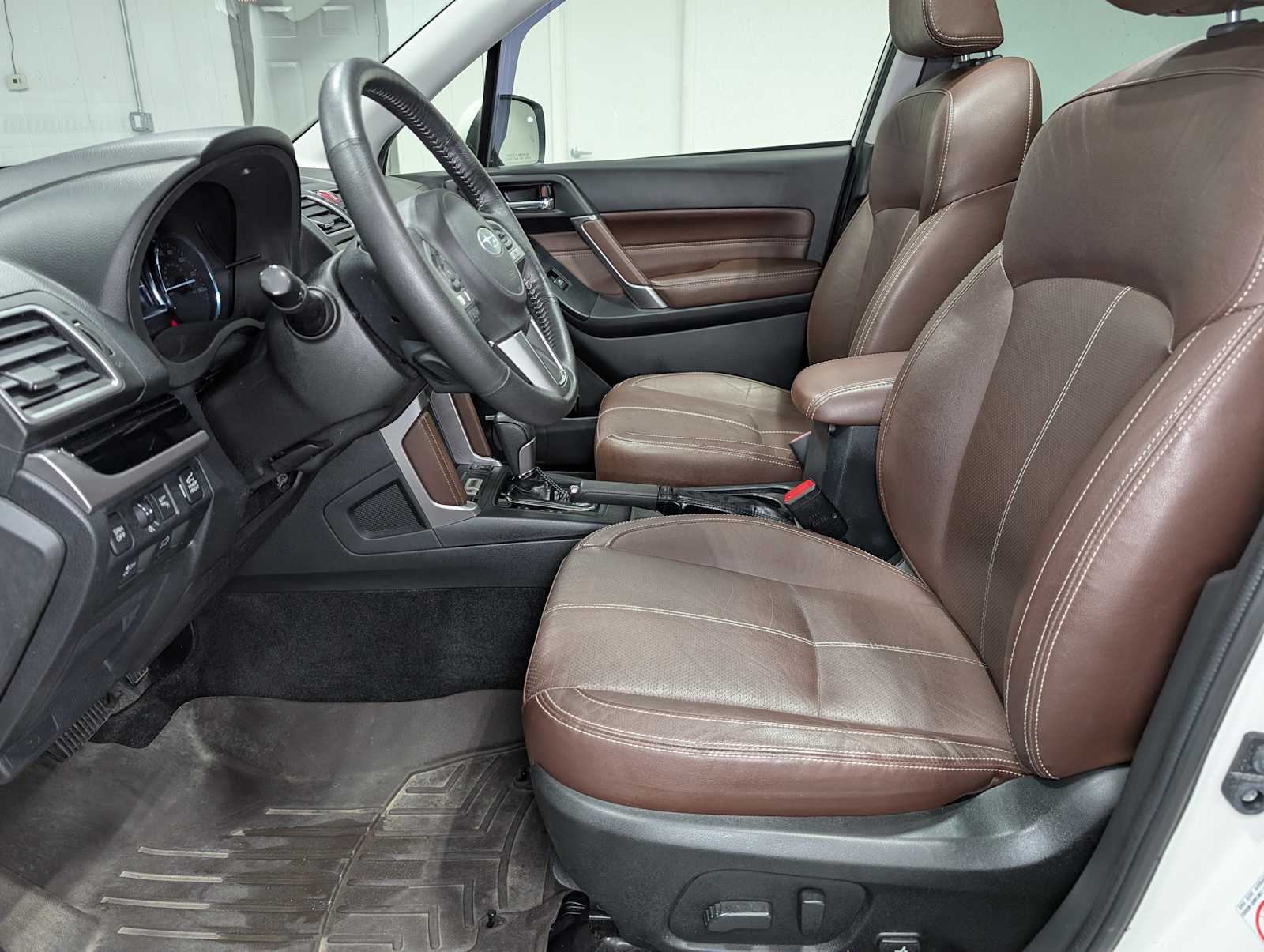 2018 Subaru Forester Touring photo 4
