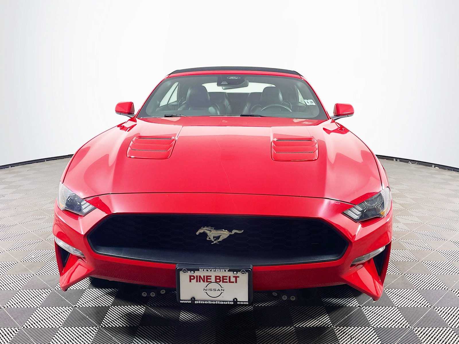 2022 Ford Mustang EcoBoost Premium photo 2