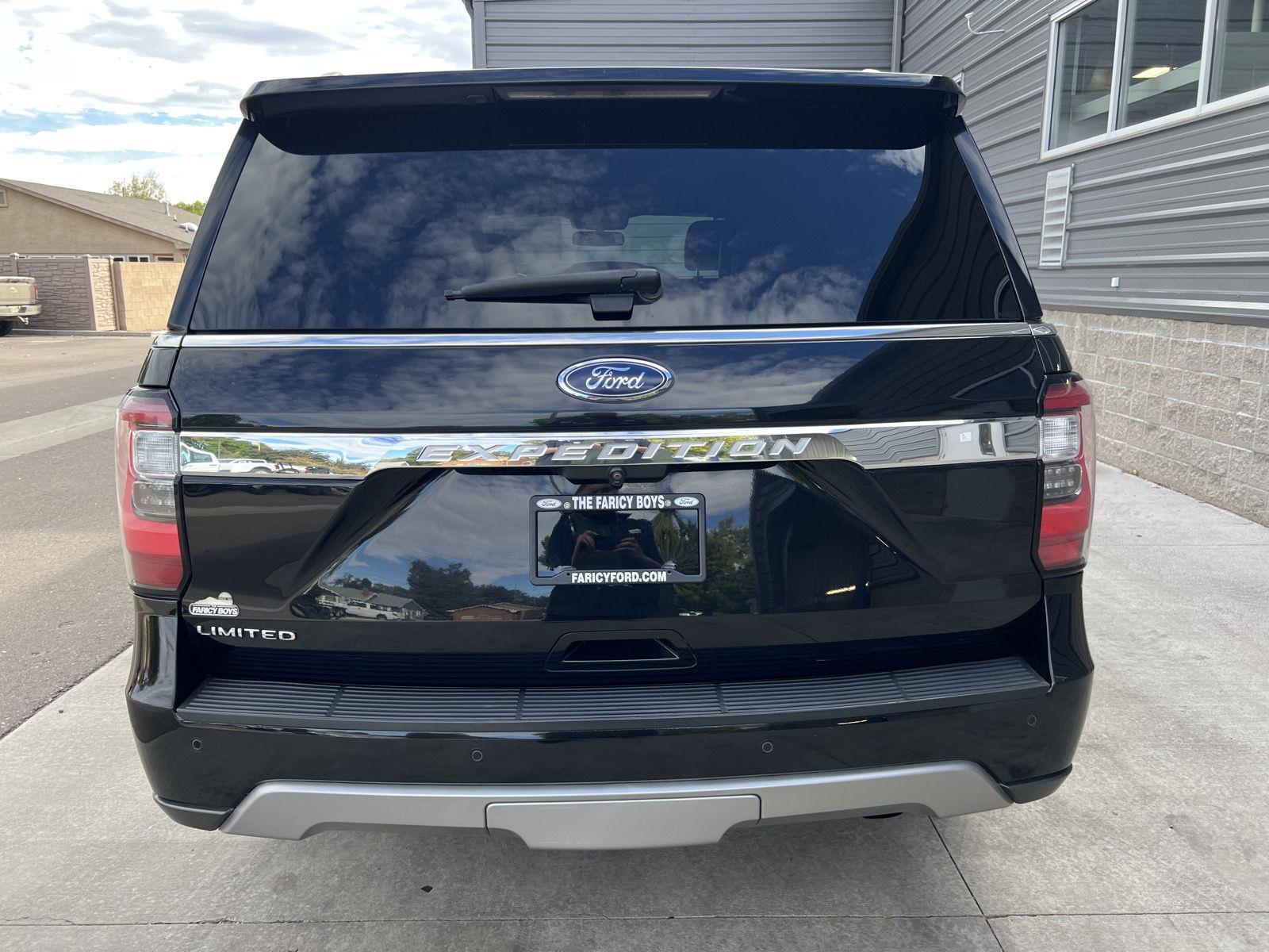 2021 Ford Expedition Limited photo 4