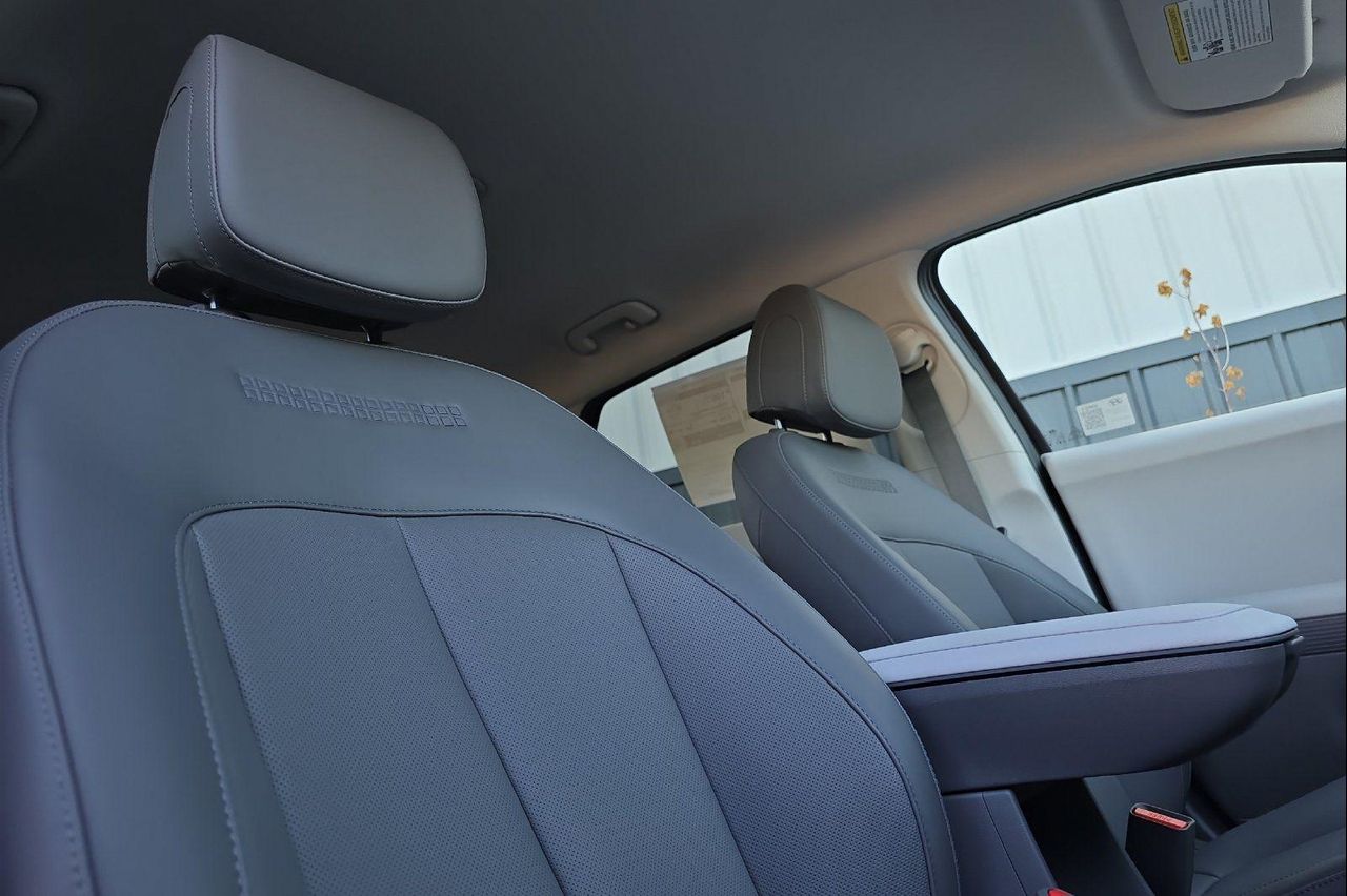 2025 Hyundai Ioniq 5 SEL photo 15