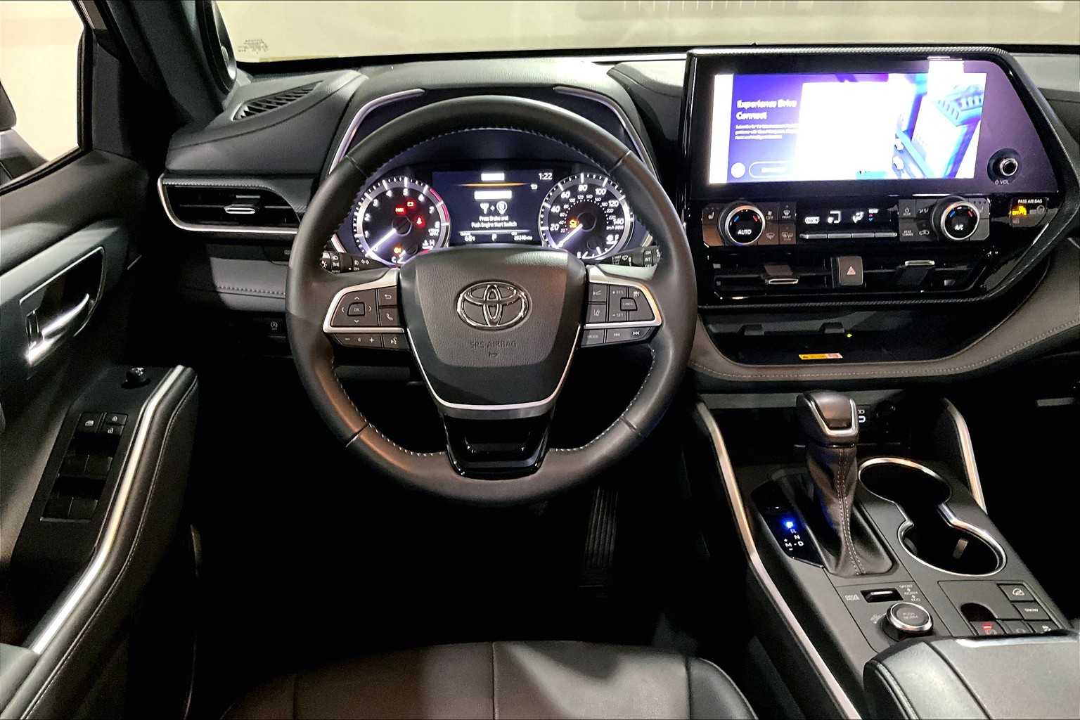 2023 Toyota Highlander XSE photo 4