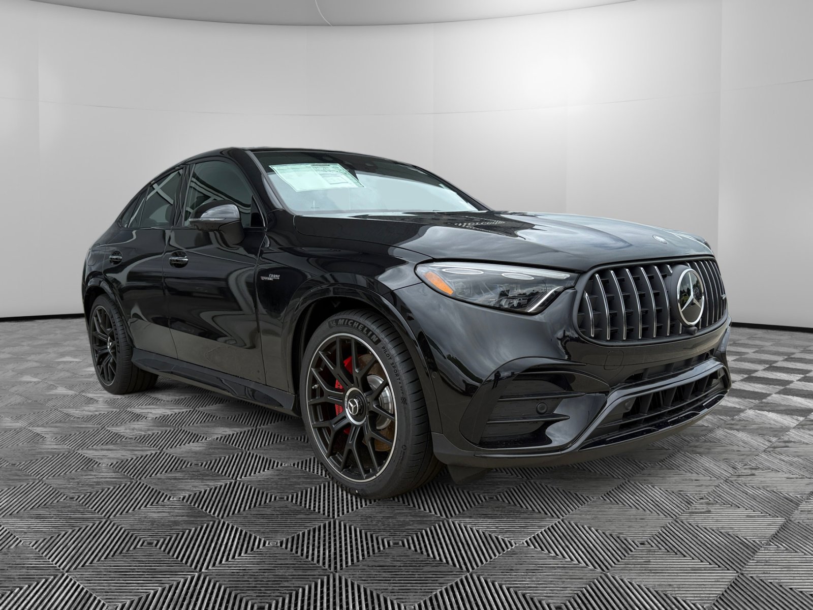 2025 Mercedes-Benz GLC AMG GLC63 S's photo