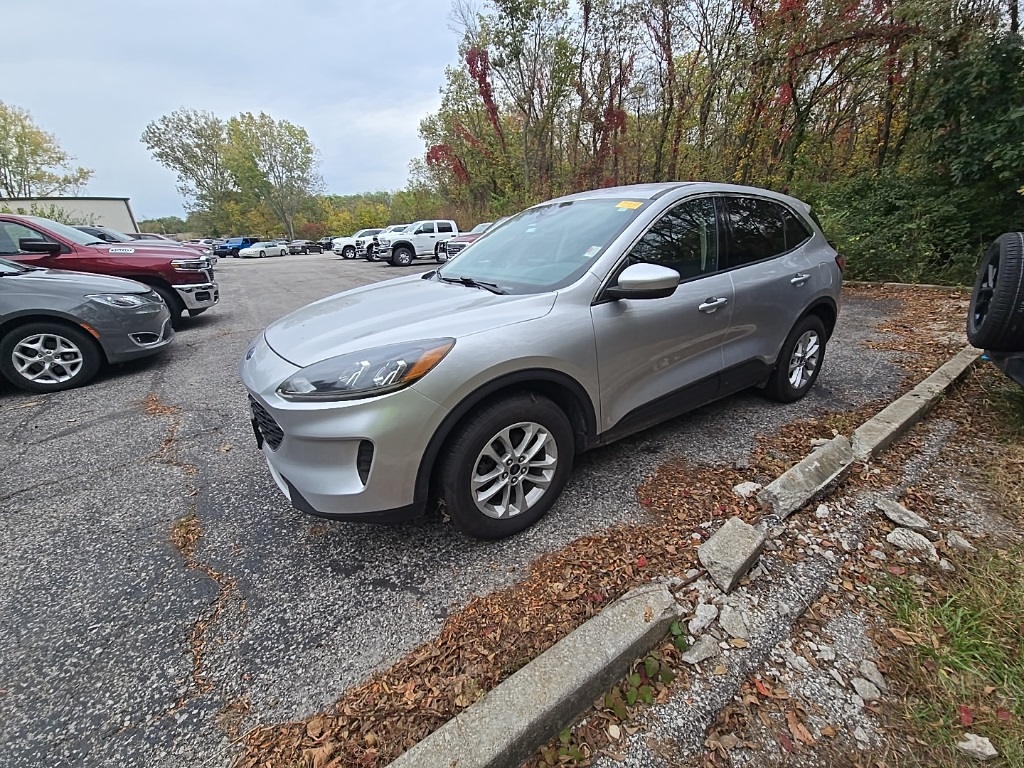 Used 2020 Ford Escape SE with VIN 1FMCU9G65LUB04105 for sale in Excelsior Springs, MO