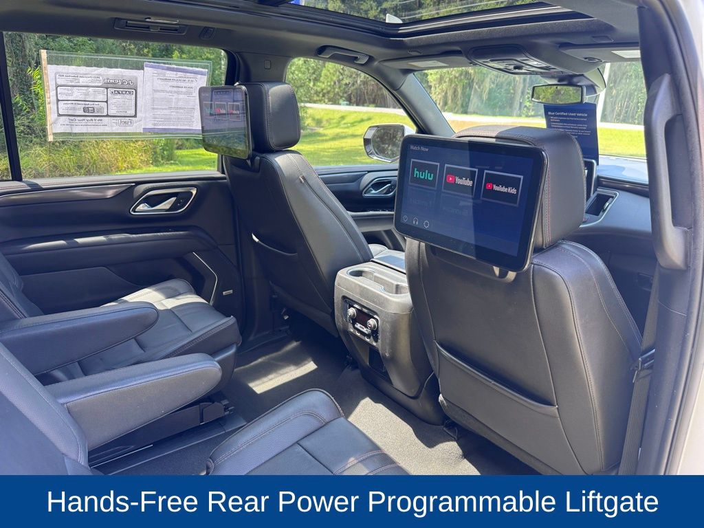 2023 Chevrolet Suburban RST photo 19