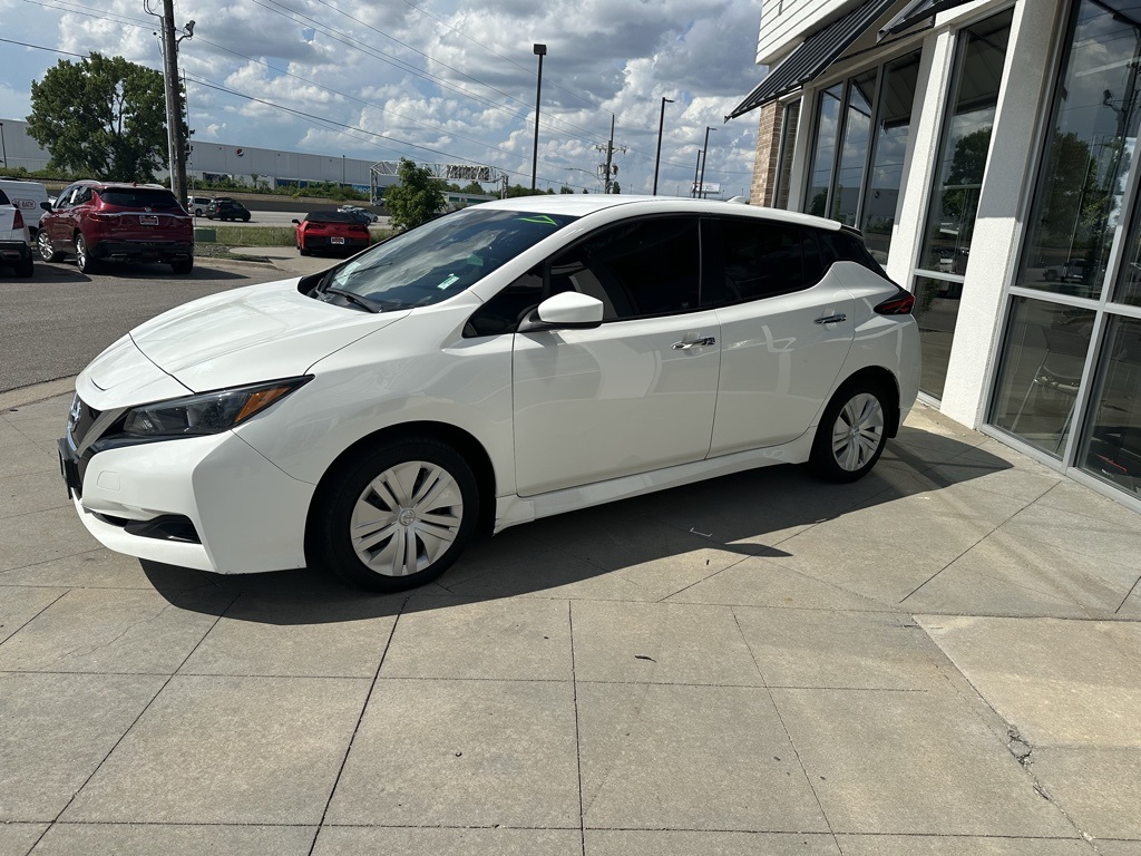 2020 Nissan Leaf S photo 4