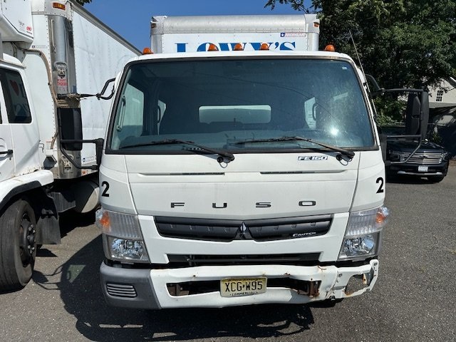 2017 Mitsubishi Fuso FEC72W photo 2