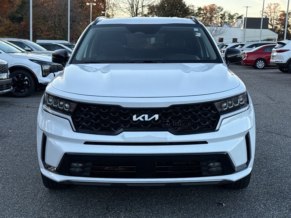 2022 Kia Sorento EX photo 2
