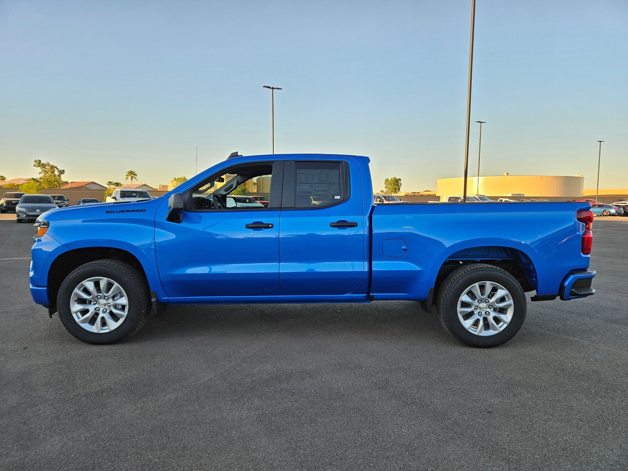 2026 Chevrolet Silverado 1500 Custom photo 2