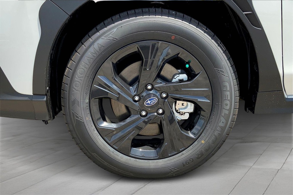 2025 Subaru Crosstrek Base photo 10