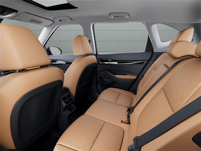 2025 Kia Seltos EX photo 16