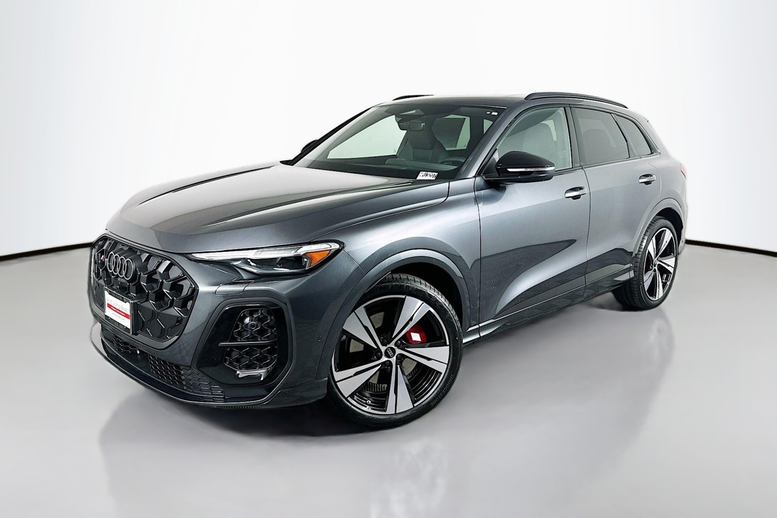 2025 Audi New SQ5 Premium Plus's photo