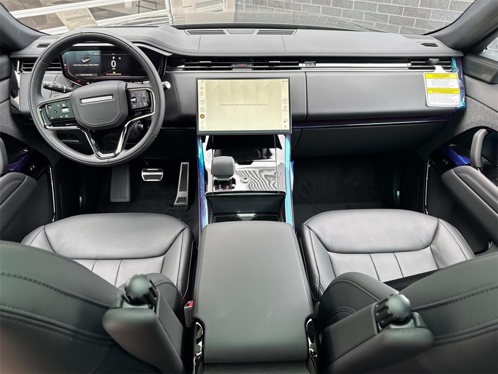 2025 Land Rover Range Rover Sport SE photo 13