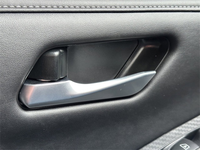 2025 Nissan Sentra SV photo 28