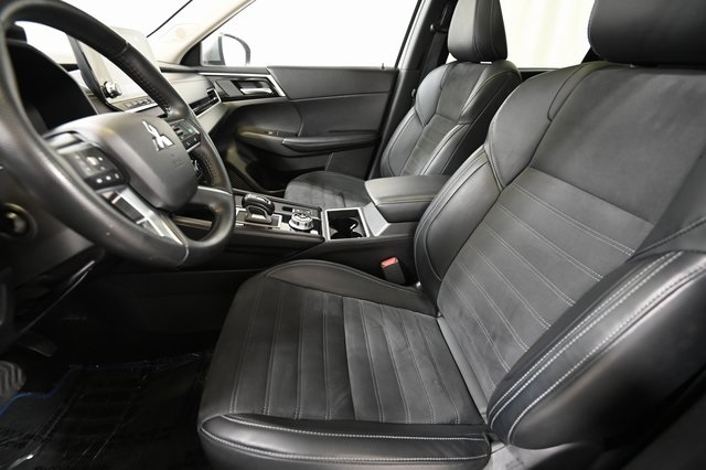 2023 Mitsubishi Outlander PHEV SE photo 7