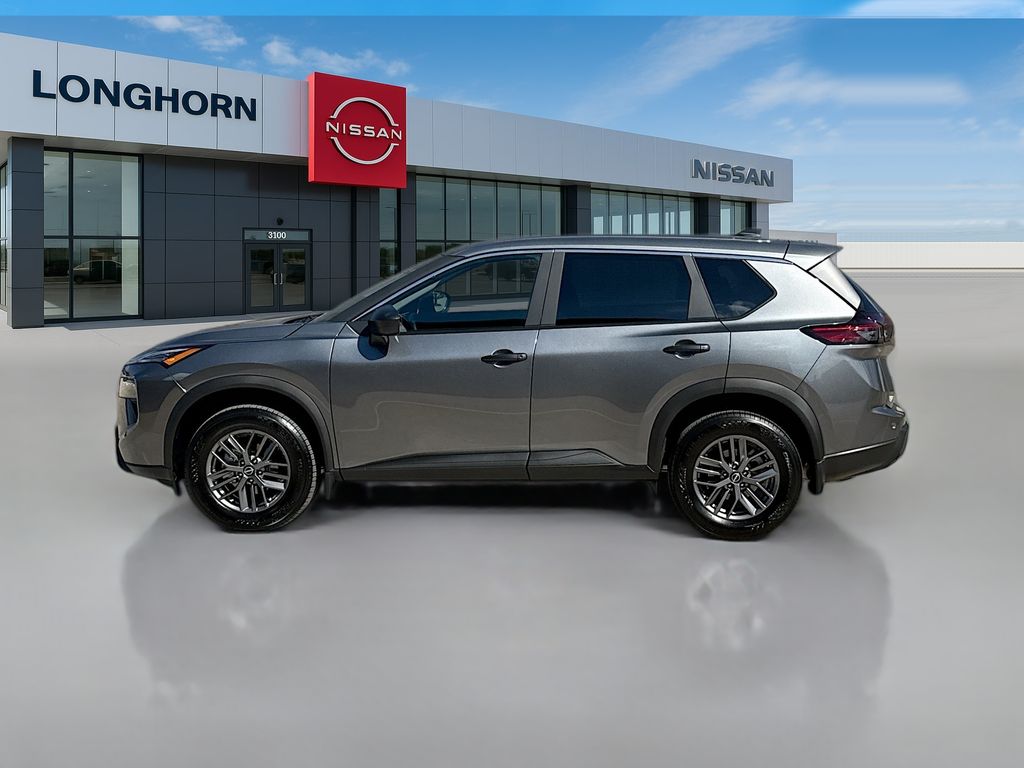 2026 Nissan Rogue S photo 4