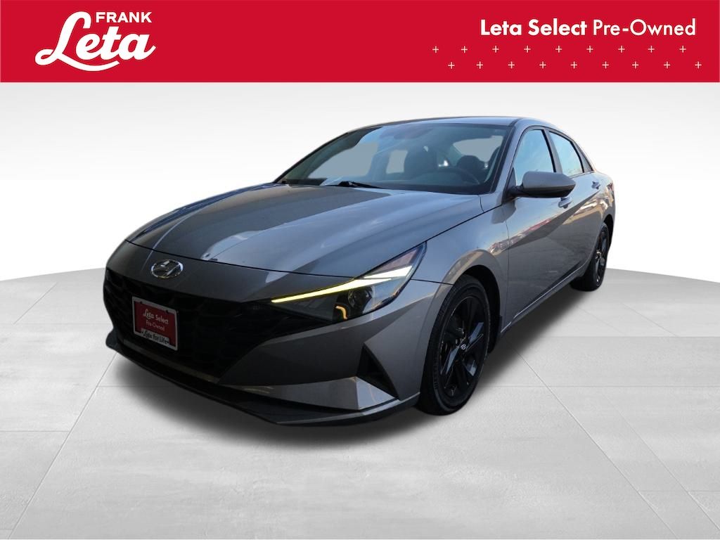 2021 Hyundai Elantra SEL's photo