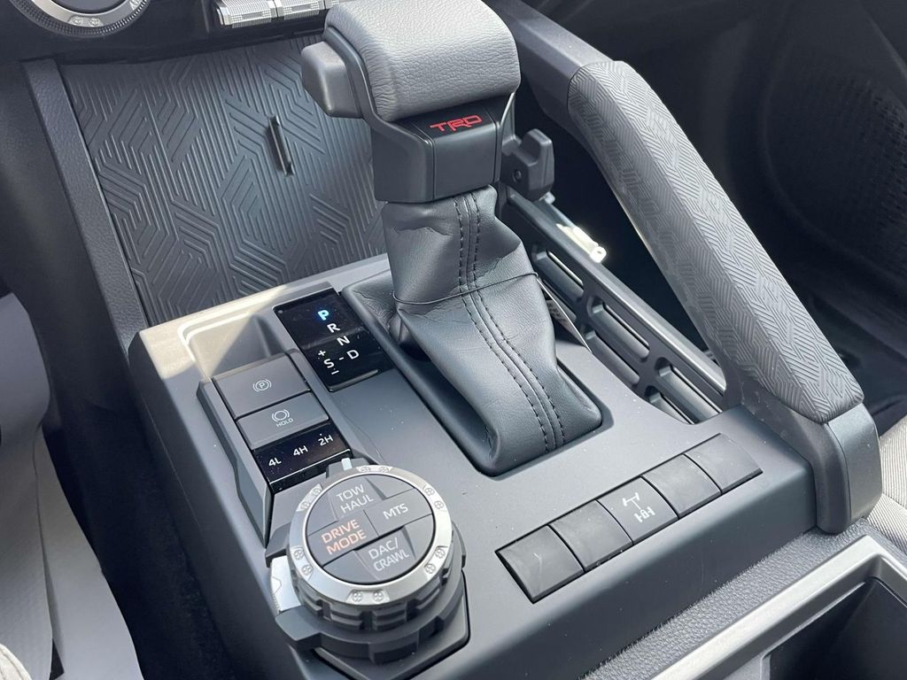 2025 Toyota Tacoma TRD Off-Road 4x4 Double Cab photo 13