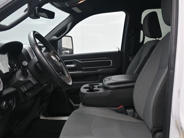 2024 Ram 2500 Big Horn photo 6
