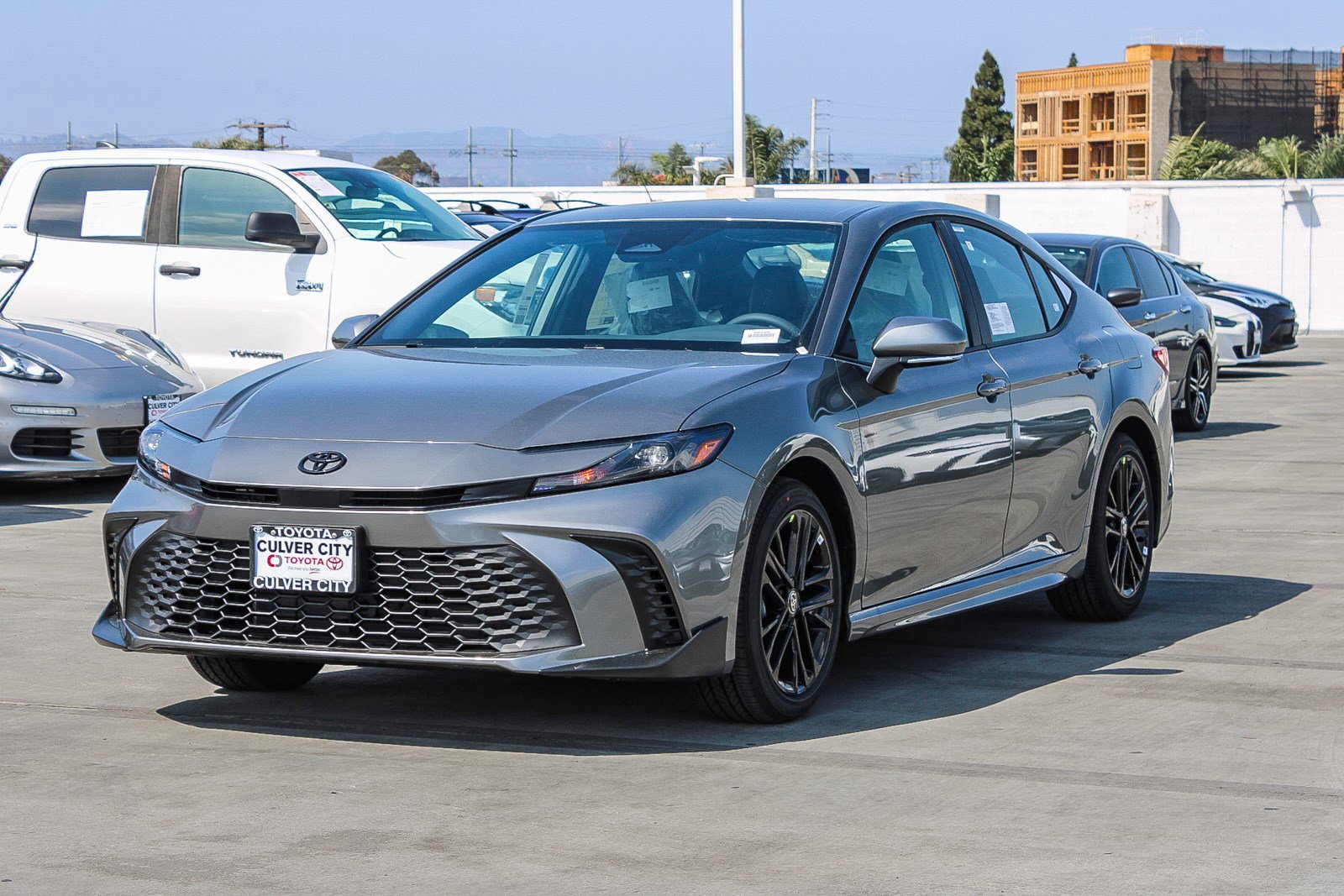 2025 Toyota Camry SE photo 2