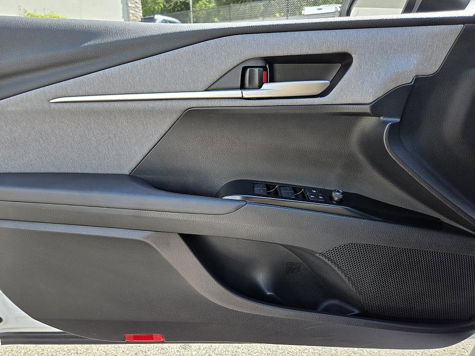 2025 Toyota Camry LE photo 26