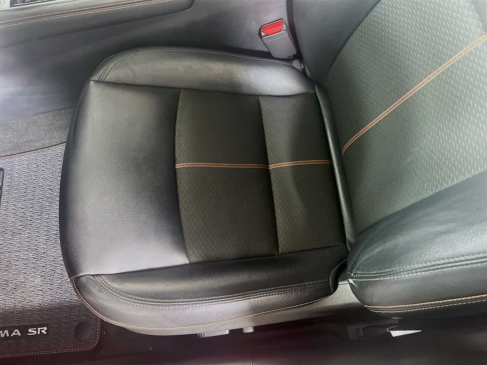 2022 Nissan Altima 2.5 SR photo 16