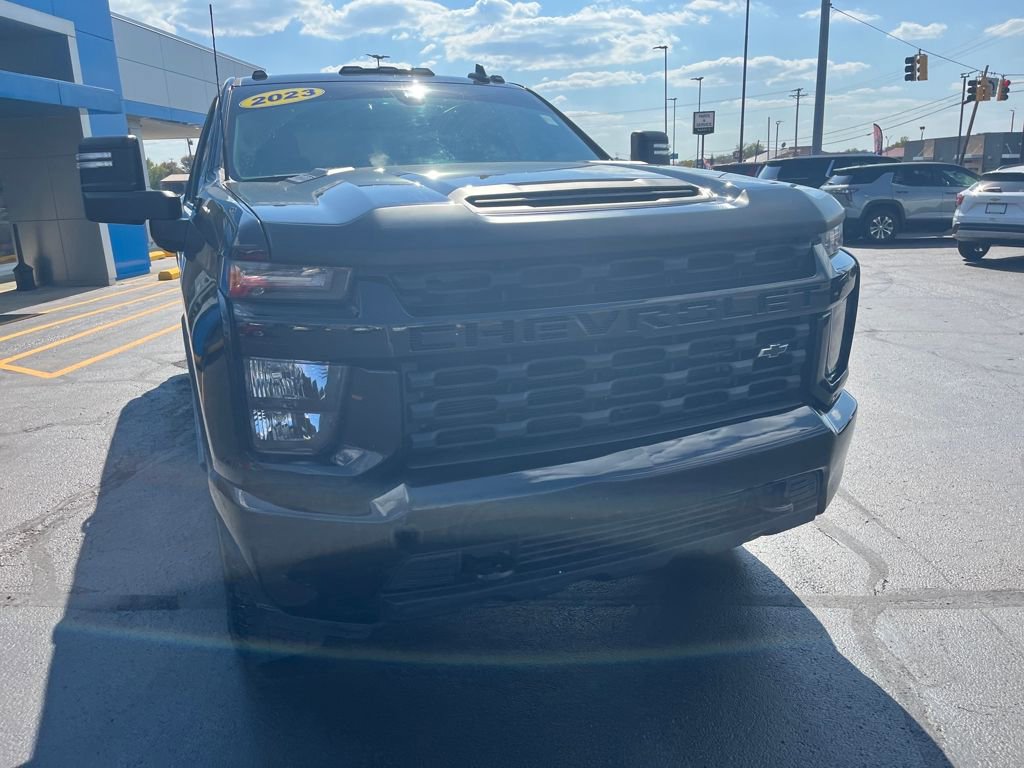 2023 Chevrolet Silverado 2500HD Custom photo 7