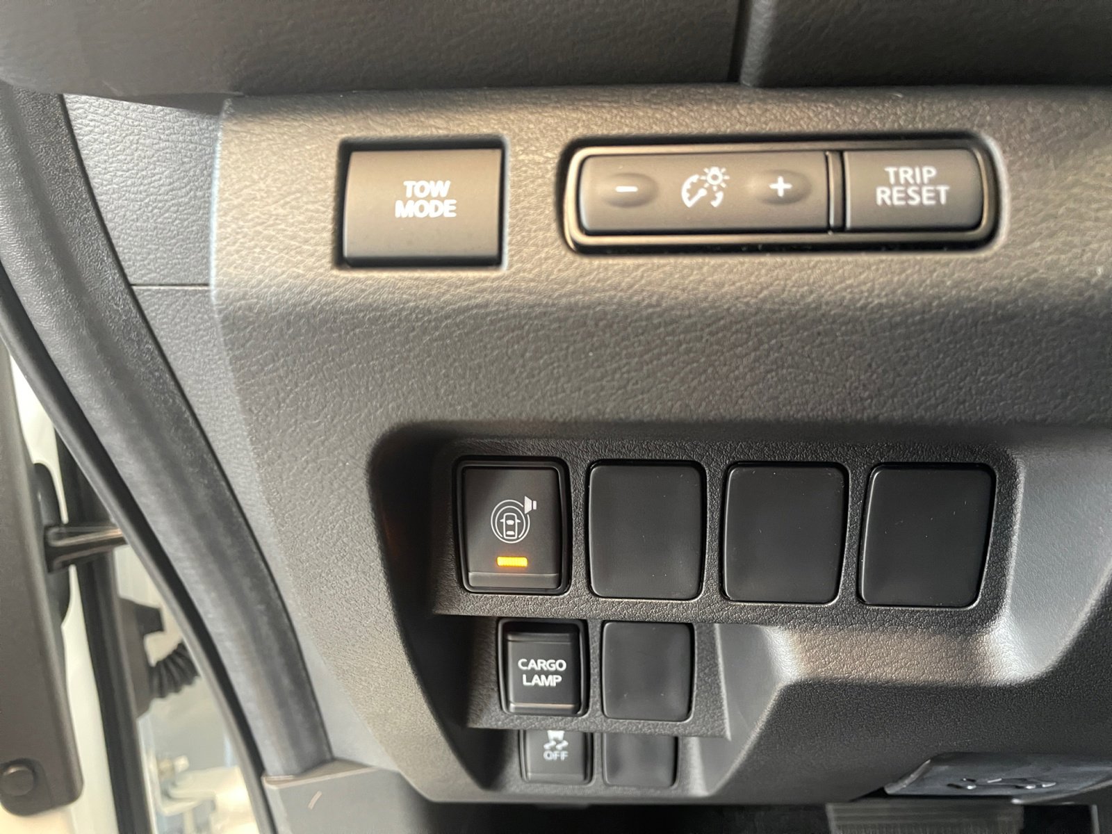 2025 Nissan Frontier PRO-X photo 19