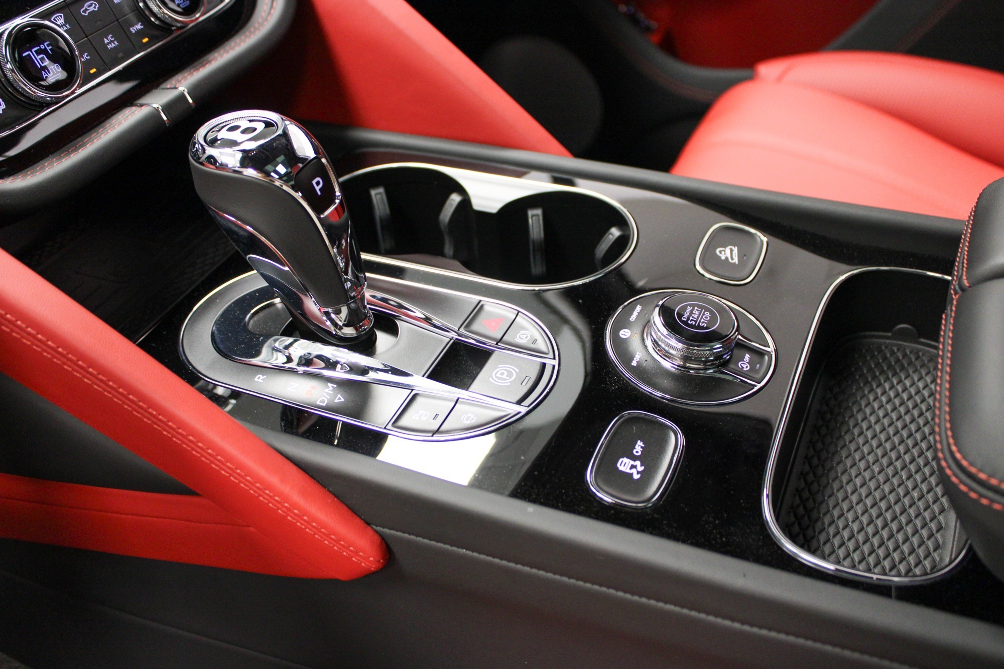 2024 Bentley Bentayga EWB photo 21