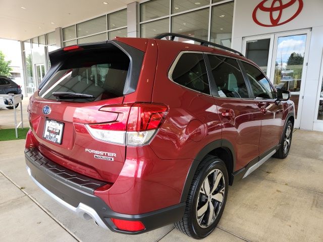 2021 Subaru Forester Touring photo 9