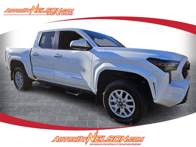 2024 Toyota Tacoma SR5's photo