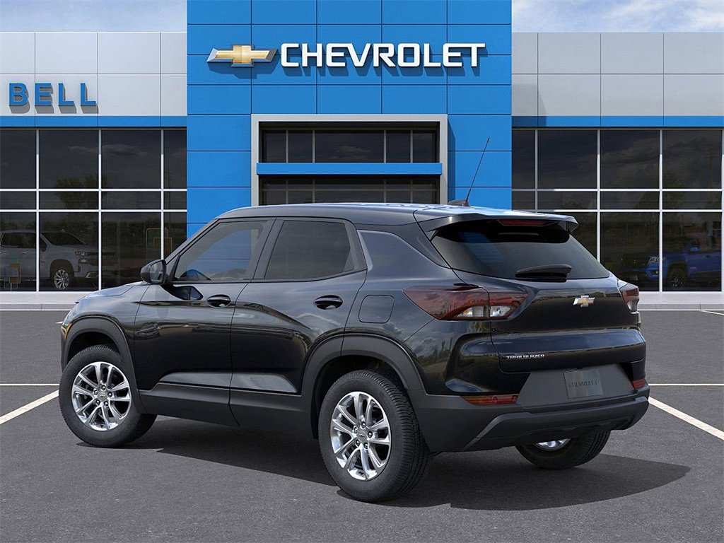 2026 Chevrolet Trailblazer LS photo 3