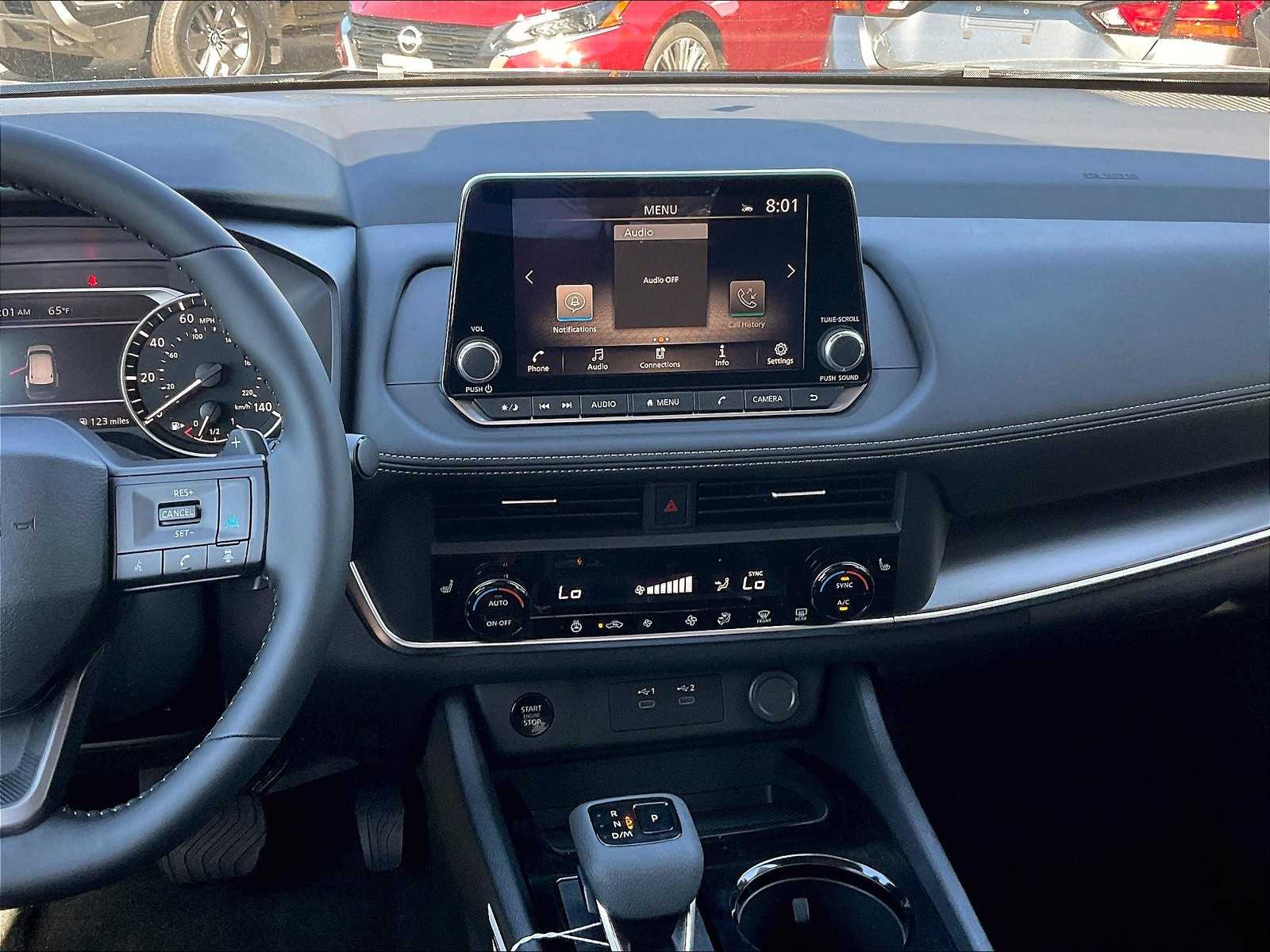 2026 Nissan Rogue SV photo 10