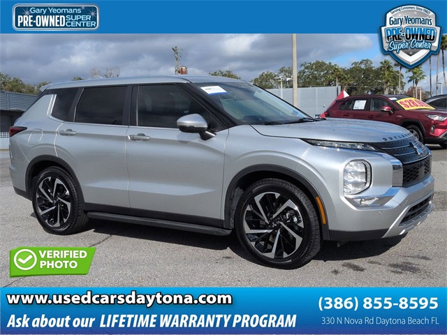 2022 Mitsubishi Outlander SE