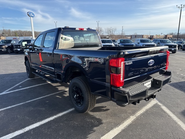 2025 Ford F-250 XL photo 4