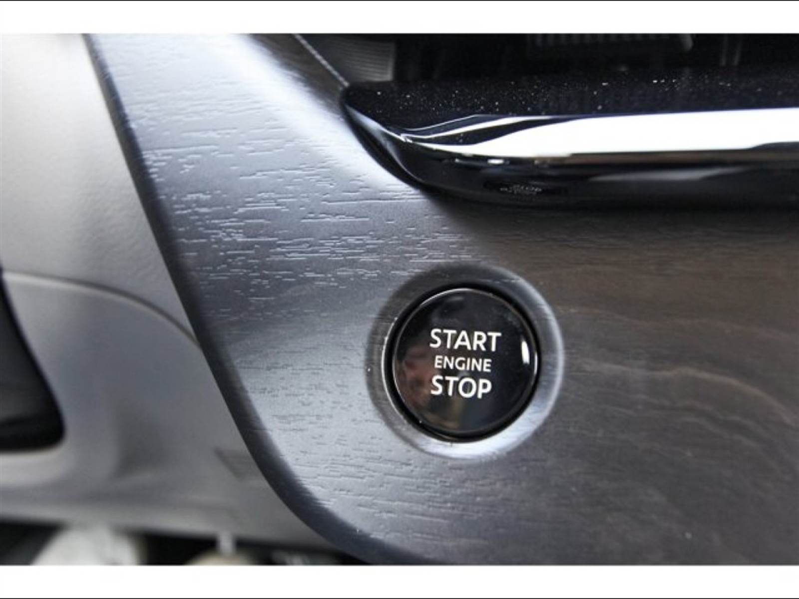 2026 Nissan Murano SL Red at Robbins Nissan