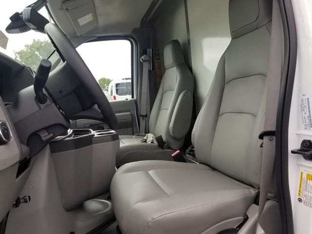 2026 Ford E-450 photo 16
