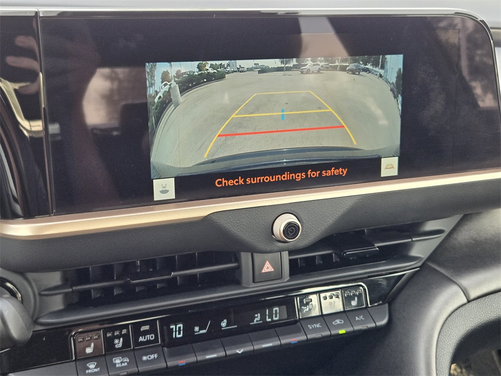 2025 Toyota Crown photo 15