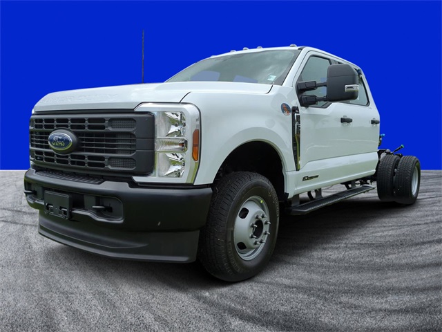 2026 Ford F-350 photo 7