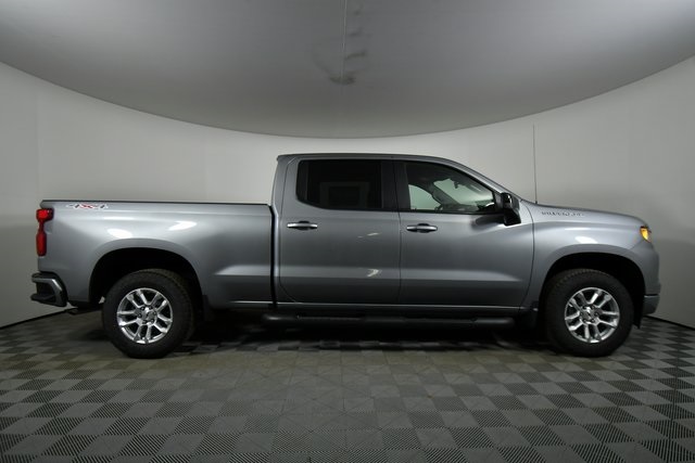 2025 Chevrolet Silverado 1500 RST photo 8