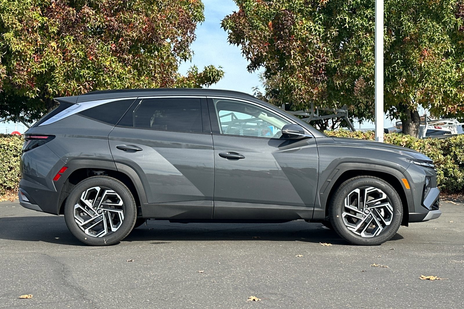 2026 Hyundai Tucson Limited photo 3