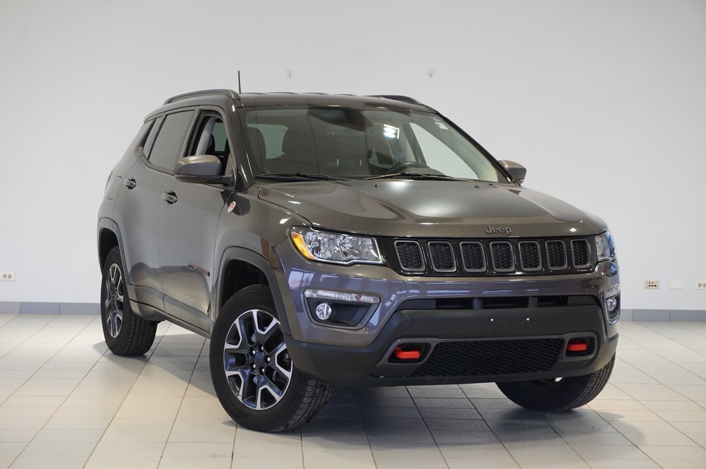 Used 2018 Jeep Compass Trailhawk with VIN 3C4NJDDB4JT485785 for sale in Grayslake, IL