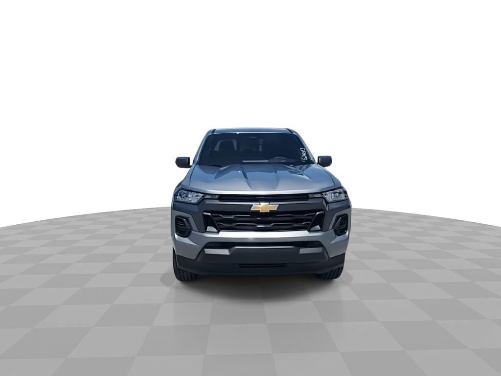 2025 Chevrolet Colorado Work Truck LT photo 3