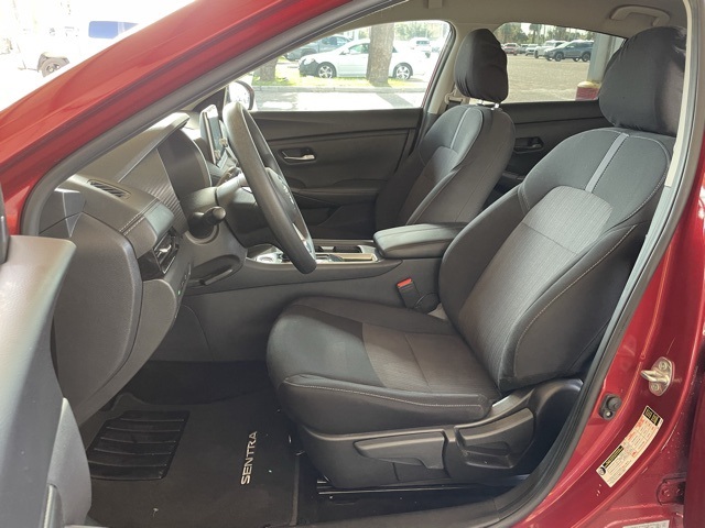 2024 Nissan Sentra SV photo 8