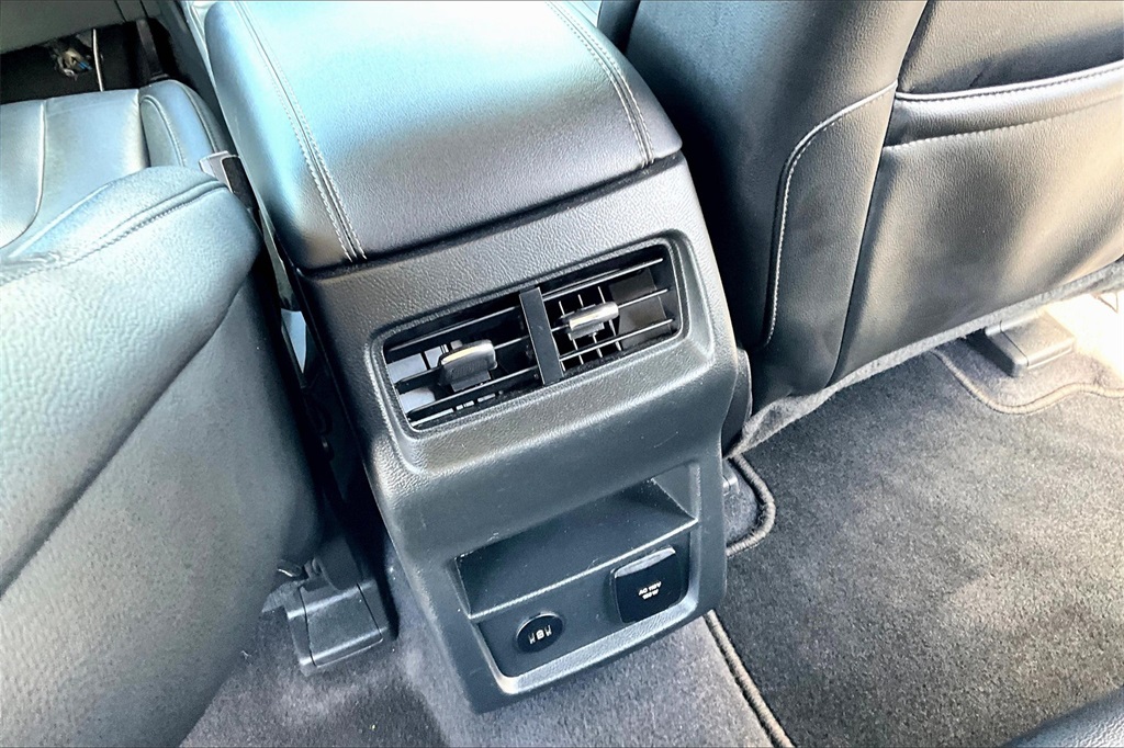 Used 2022 Gray Ford Titanium image 33